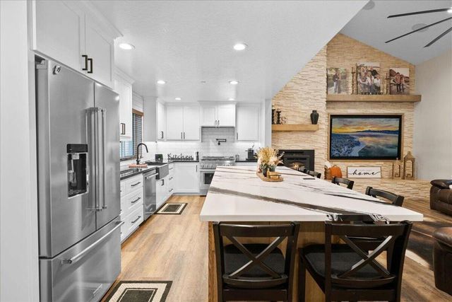 47145 Skyview Drive, Big Bear, CA 92314