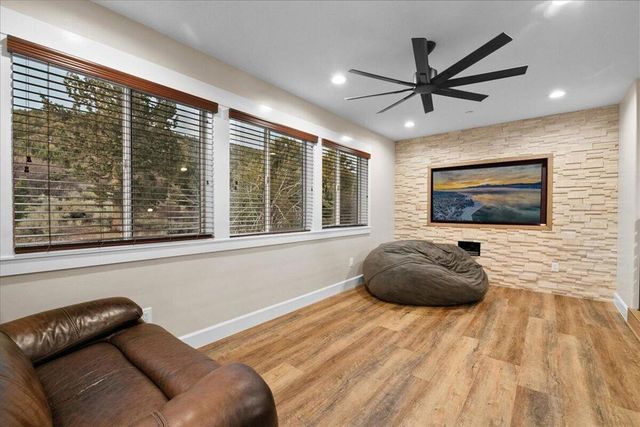 47145 Skyview Drive, Big Bear, CA 92314