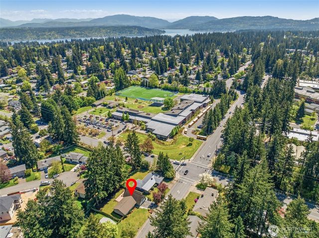 2408 164th Avenue NE, Bellevue, WA 98008