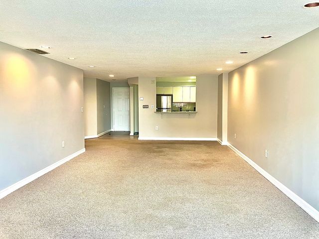 150 Lynnway 103, Lynn, MA 01902
