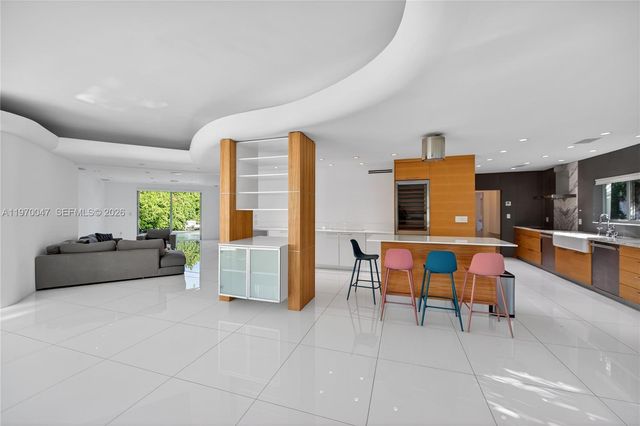 1000 N Shore Dr 0, Miami Beach, FL 33141