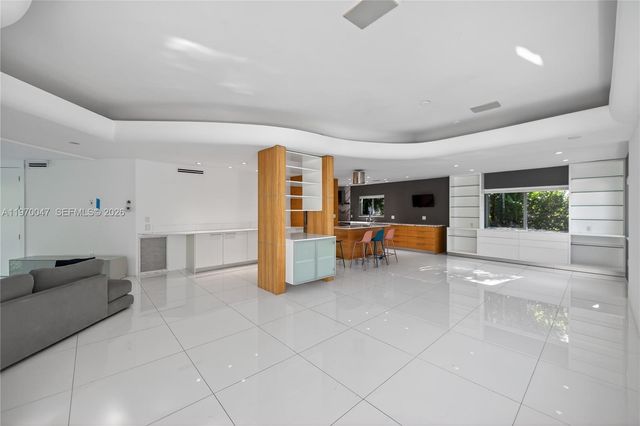 1000 N Shore Dr 0, Miami Beach, FL 33141