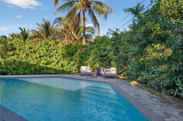 1000 N Shore Dr 0, Miami Beach, FL 33141