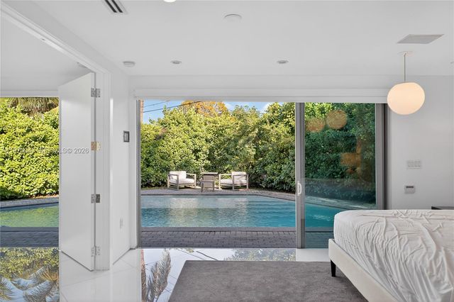 1000 N Shore Dr 0, Miami Beach, FL 33141