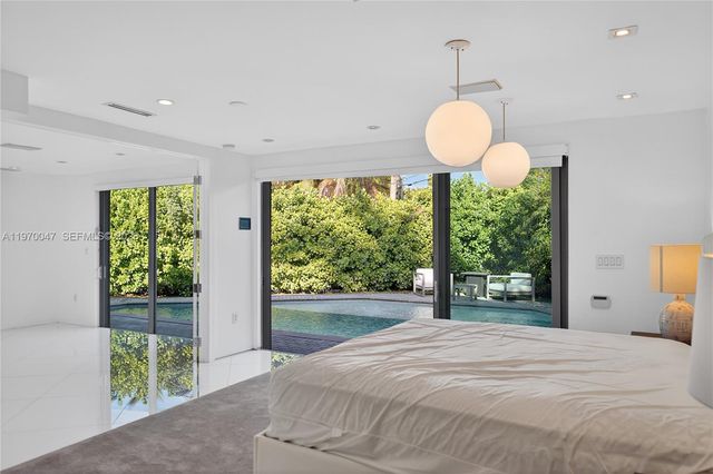 1000 N Shore Dr 0, Miami Beach, FL 33141