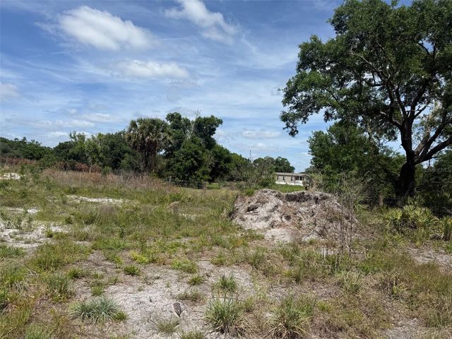 18121 NW 256TH STREET, Okeechobee, FL 34972