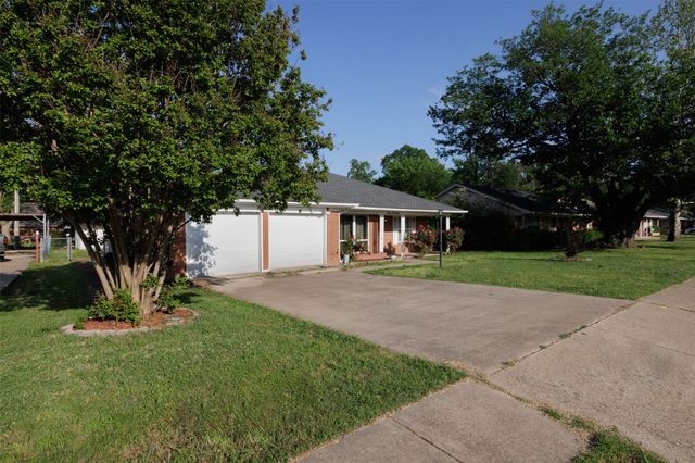 6309 Stonewall Street, Greenville, TX 75402