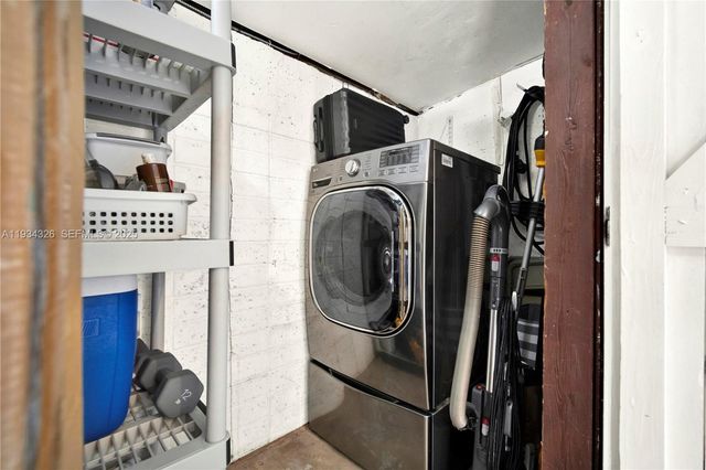 7135 SW 19th Ter, Miami, FL 33155