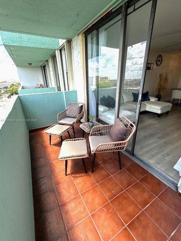 1825 W 44th Pl 808, Hialeah, FL 33012