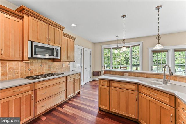 12 OWENWOOD DR, Lincoln University, PA 19352