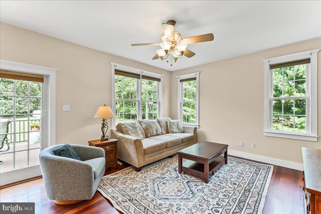 12 OWENWOOD DR, Lincoln University, PA 19352