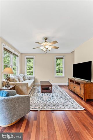 12 OWENWOOD DR, Lincoln University, PA 19352