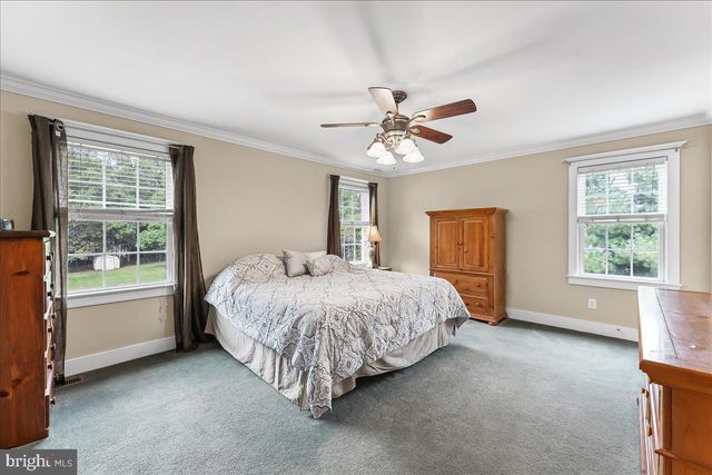 12 OWENWOOD DR, Lincoln University, PA 19352