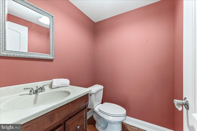 12 OWENWOOD DR, Lincoln University, PA 19352