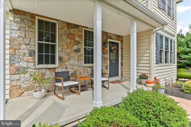 12 OWENWOOD DR, Lincoln University, PA 19352