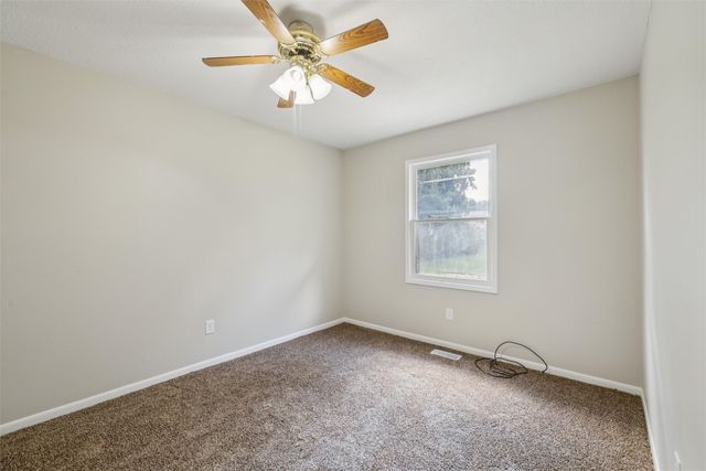 930 Emma Avenue, Des Moines, IA 50315