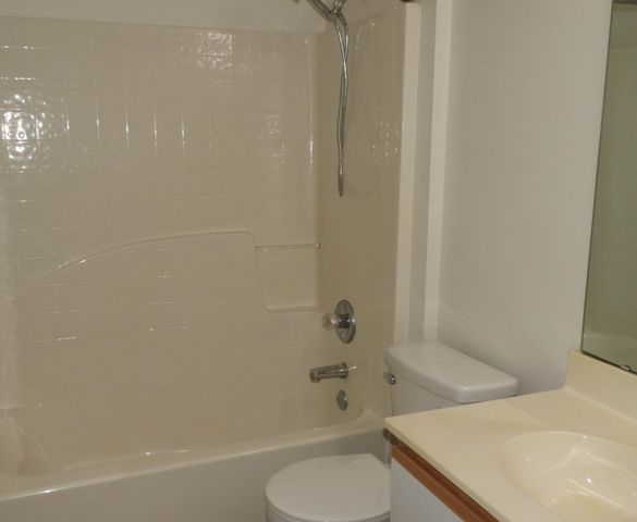 1520 Vista Lake Circle, Melbourne, FL 32904