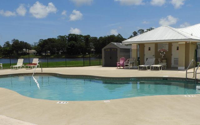 1520 Vista Lake Circle, Melbourne, FL 32904