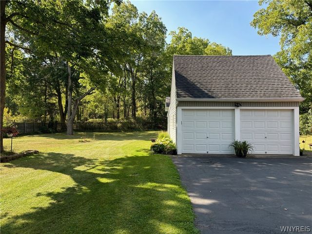 4540 Harris Hill Road, Clarence, NY 14221