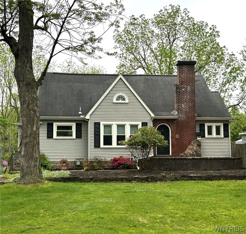 4540 Harris Hill Road, Clarence, NY 14221