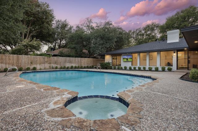 10548 Marquis Lane, Dallas, TX 75229