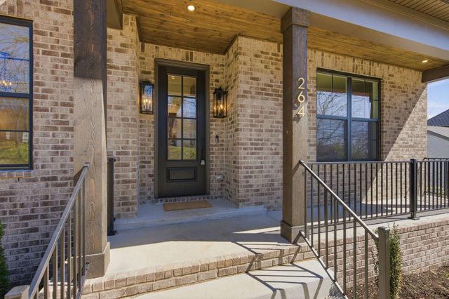 264 38th Ave, N, Nashville, TN 37209