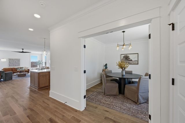 264 38th Ave, N, Nashville, TN 37209