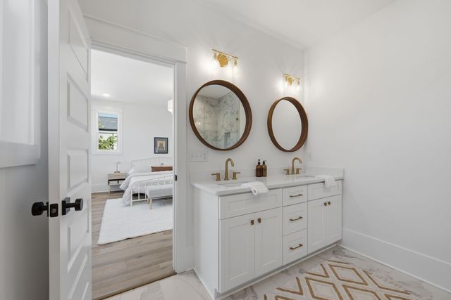 264 38th Ave, N, Nashville, TN 37209