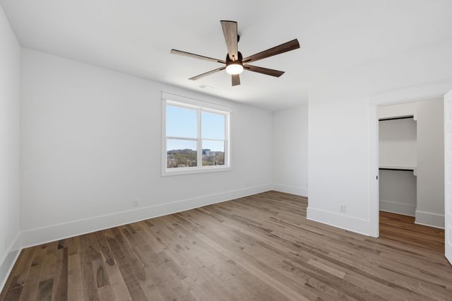 264 38th Ave, N, Nashville, TN 37209