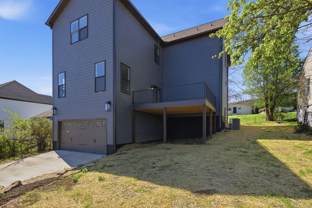 264 38th Ave, N, Nashville, TN 37209