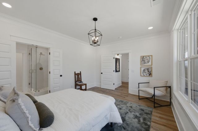 264 38th Ave, N, Nashville, TN 37209