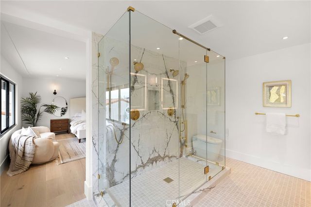 6 Monterey Circle, Corona Del Mar, CA 92625