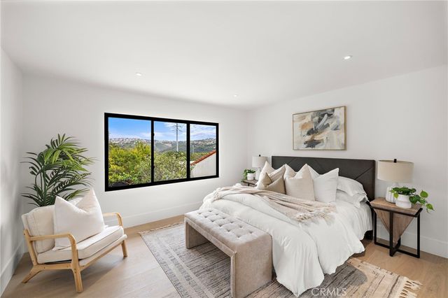 6 Monterey Circle, Corona Del Mar, CA 92625