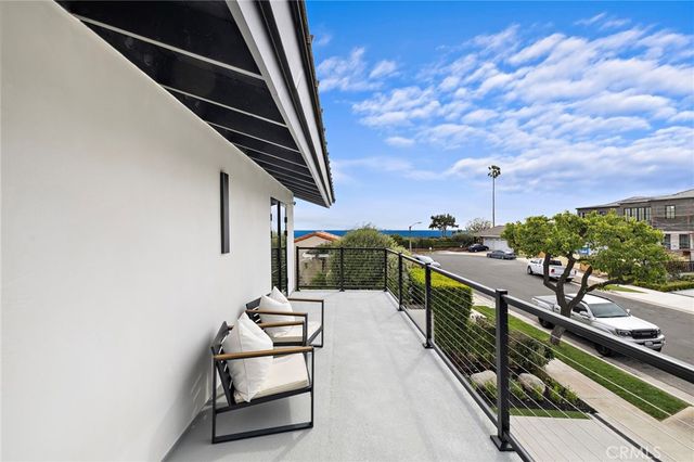 6 Monterey Circle, Corona Del Mar, CA 92625