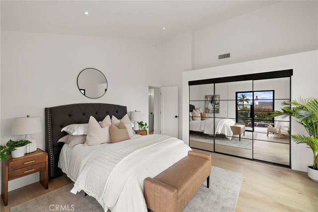6 Monterey Circle, Corona Del Mar, CA 92625