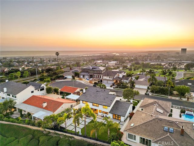 6 Monterey Circle, Corona Del Mar, CA 92625