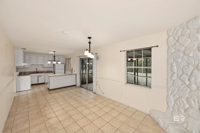 161 Laraway Lane, Fairhope, AL 36532