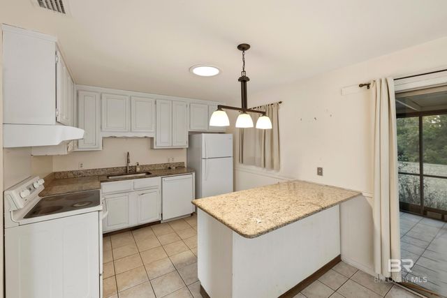 161 Laraway Lane, Fairhope, AL 36532