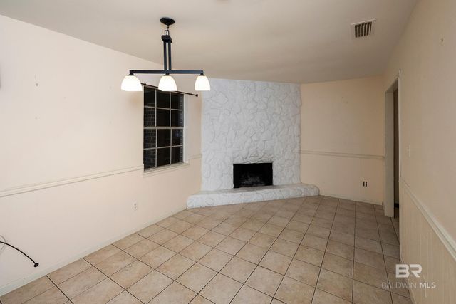 161 Laraway Lane, Fairhope, AL 36532