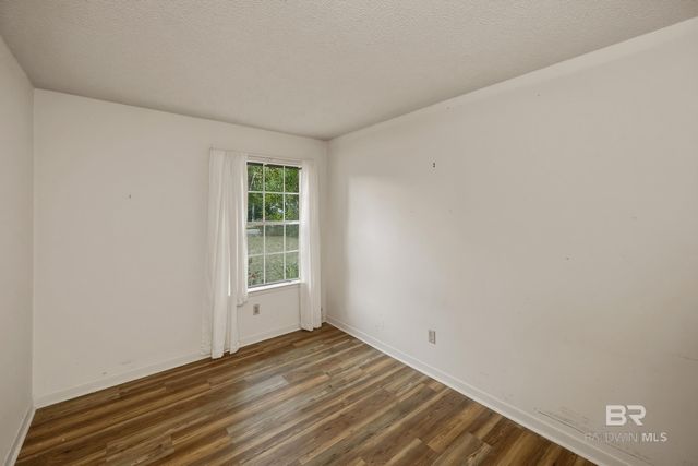 161 Laraway Lane, Fairhope, AL 36532