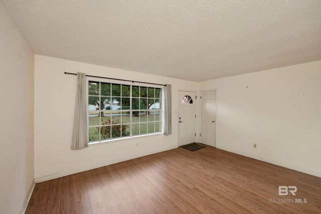 161 Laraway Lane, Fairhope, AL 36532