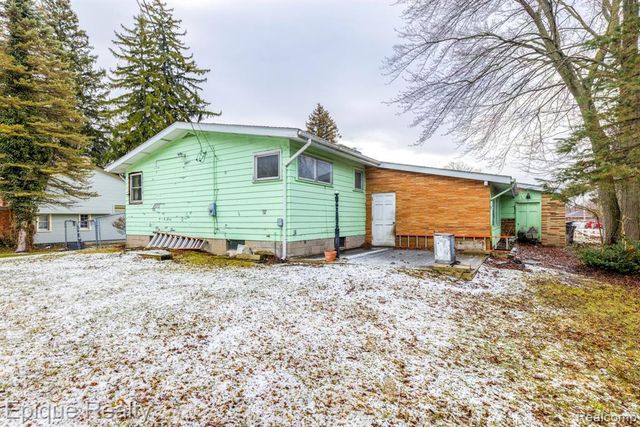 4404 N River Road, Fort Gratiot, MI 48059