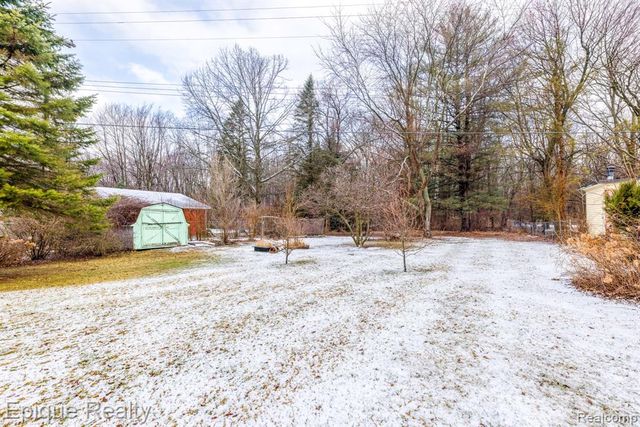 4404 N River Road, Fort Gratiot, MI 48059