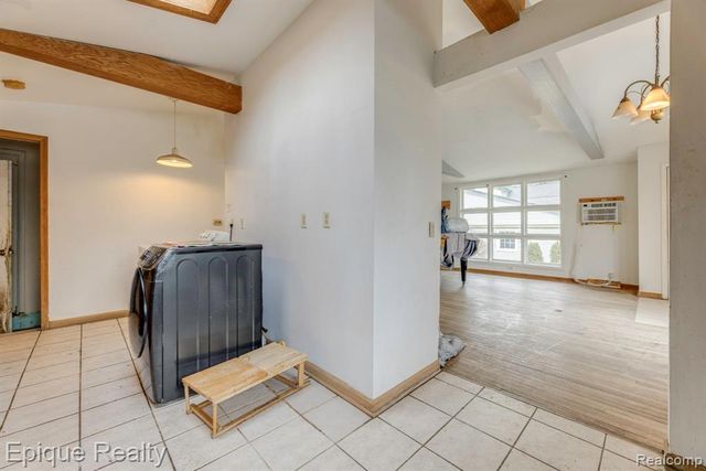 4404 N River Road, Fort Gratiot, MI 48059