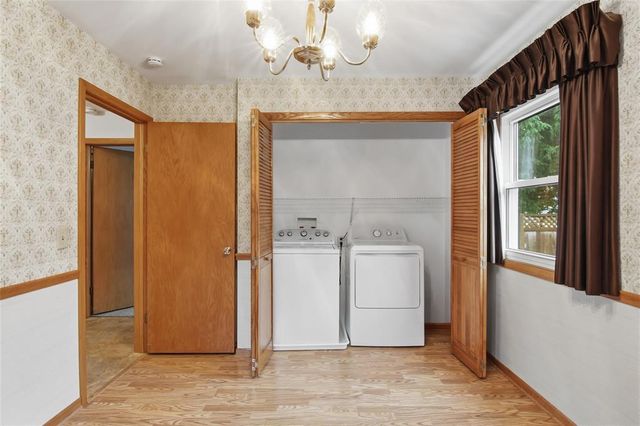 1008 W Cedar Street, Chippewa Falls, WI 54729