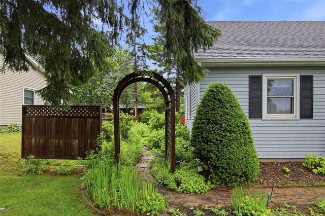 1008 W Cedar Street, Chippewa Falls, WI 54729