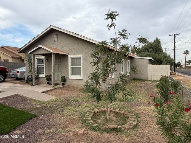 921 S 3RD Avenue, Phoenix, AZ 85003