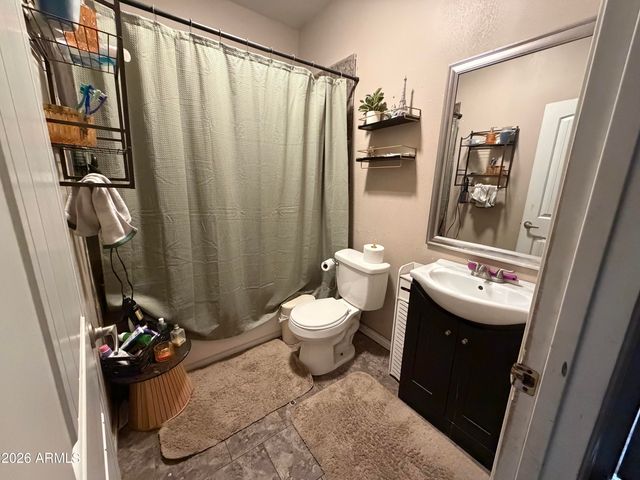 921 S 3RD Avenue, Phoenix, AZ 85003