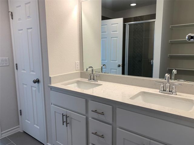 4802 Star Jasmine DR 115, Austin, TX 78723