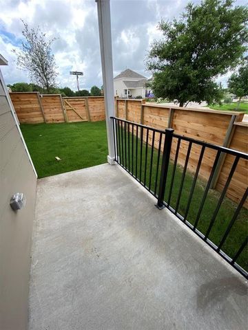 4802 Star Jasmine DR 115, Austin, TX 78723